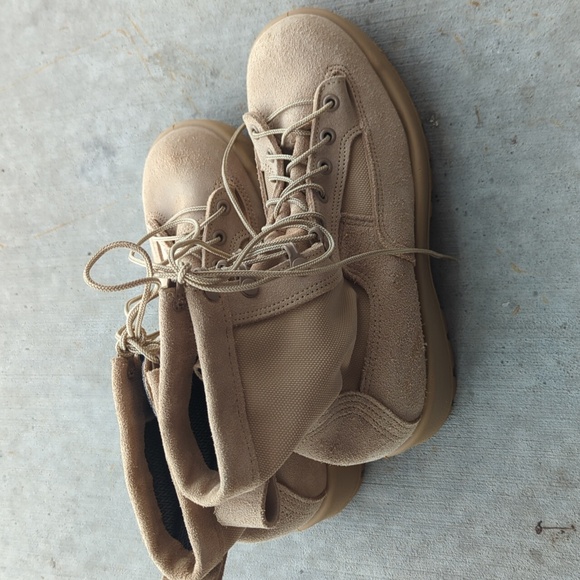 Wellco Vibram Men's Tan Combat US Army Boots Size‎ 7 - Picture 1 of 6